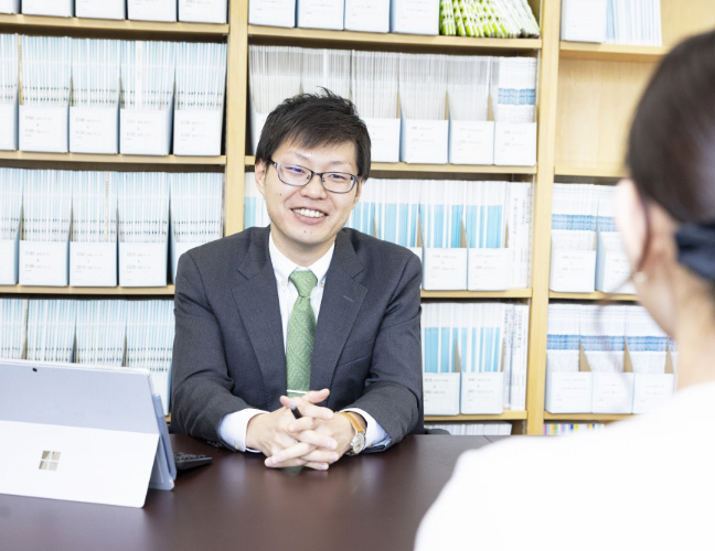 弁護士 里村 格 梅田新道法律事務所 所属