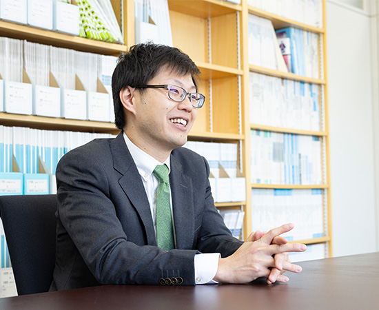 独立前はどのような経験を積まれたのですか？